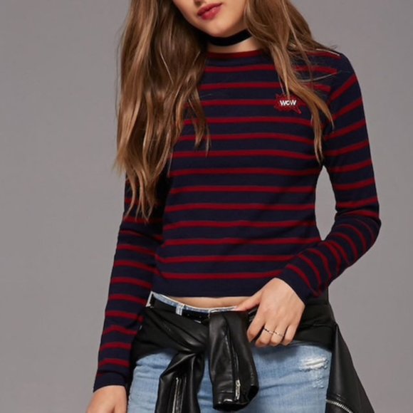 ✨Forever 21 Striped "Wow" Patchwork Long Sleeve Top Black & White - Picture 2 of 9